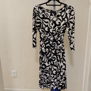 Enfocus Studio Black/White Swirl Long Sleeve Dress Tummy Flattering Stretchy 4